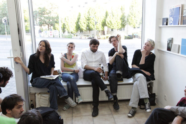 Maxwell Anderson, Bruno Ceschel, Anne Schwalbe and Laurence Vecten — kijk:papers 2011